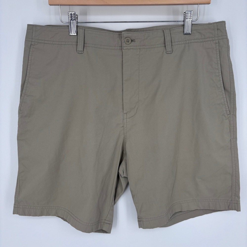Duck Head Harbor Performance Shorts Mens 38 Khaki Stretch Southern Preppy Golf